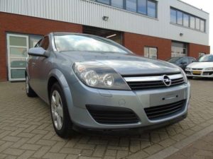 opel-astra-1-9-cdti-essentia-navi-126062-km-18075394-1